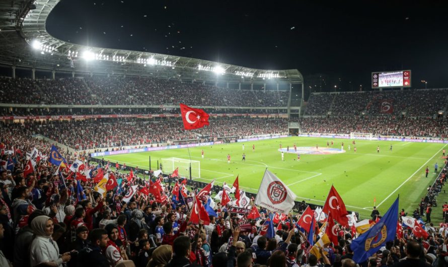 Fenerbahçe’den 8 Mart Hediyesi: Samsunspor Maçında Yarı Fiyatına Bilet